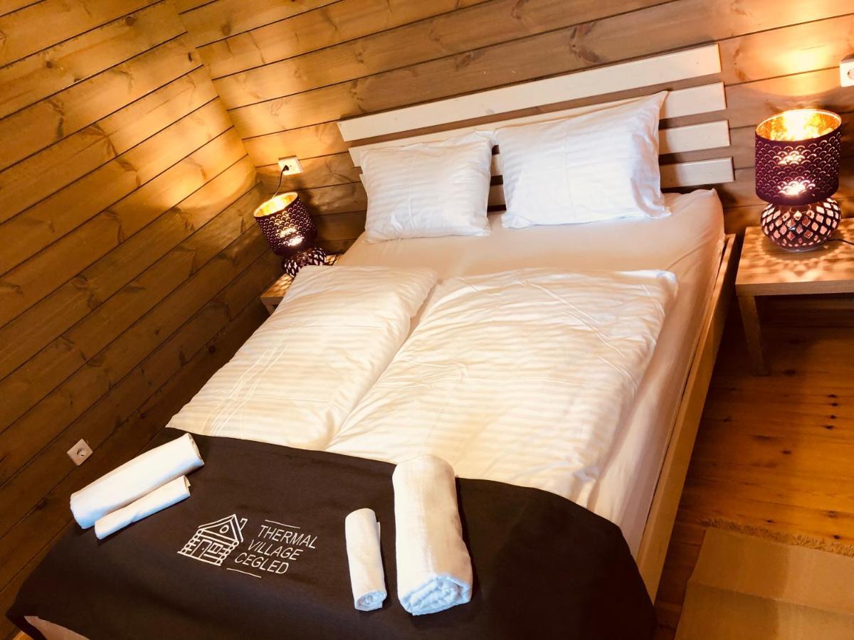 Club Thermal Village Cegléd Extérieur photo